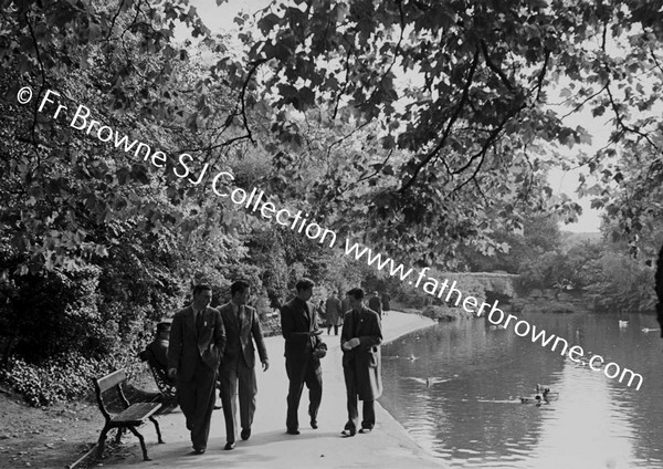 ST STEPHEN'S GREEN BELVEDERE NEWSBOYS CLUB FLAG DAYS